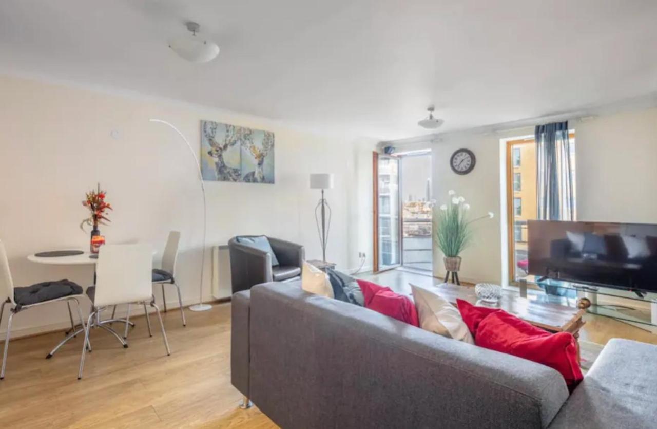 1 Bedroom Flat With Free Parking Londres Exterior foto