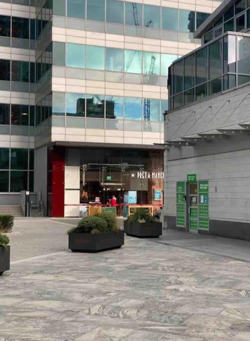 1 Bedroom Flat With Free Parking Londres Exterior foto